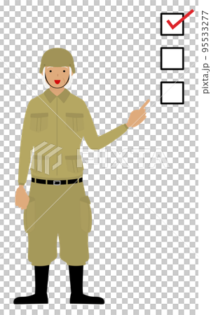 シニア女性兵士のポーズ、チェックリストを指さす 95533277