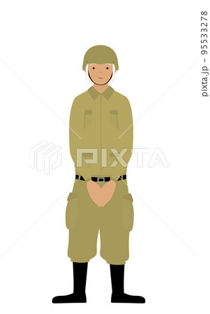 シニア女性兵士のポーズ、待機・正面で手を揃えて待つ 95533278