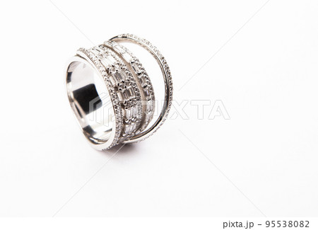 image of ring white background  95538082