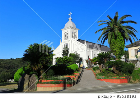【熊本県】快晴の大江天主堂（天草） 95538193