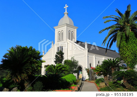 【熊本県】快晴の大江天主堂（天草） 95538195