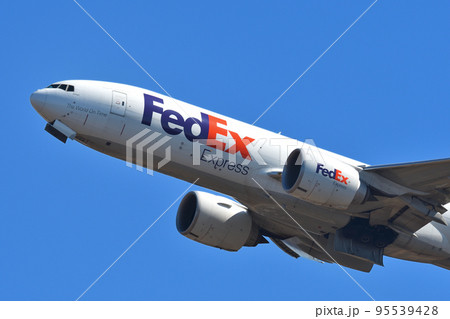 フェデックスの貨物機 B777F フェデックスの貨物機 B777F 95539428