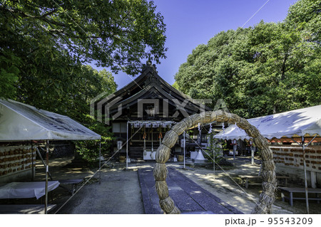 三原八幡宮　拝殿　広島県三原市 95543209