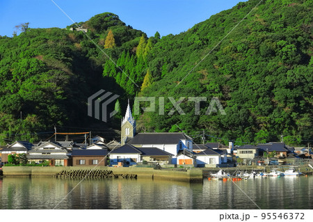 【熊本県】快晴の﨑津教会天主堂と﨑津集落（天草） 95546372