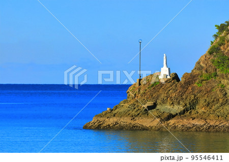 【熊本県】快晴の海上マリア像(天草﨑津集落) 【熊本県】快晴の海上マリア像(天草﨑津集落) 95546411