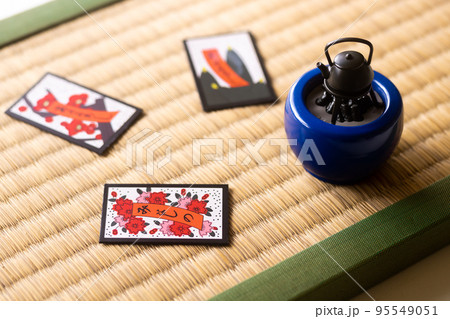 花札の花鳥風月・出来役赤短 95549051