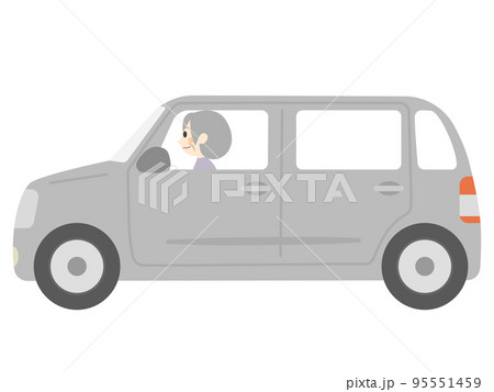 車を運転する高齢者 車を運転する高齢者 95551459