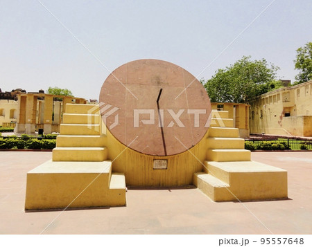 【インド】ジャンタルマンタルのナリ・ヴァラヤ・ヤントラ 95557648