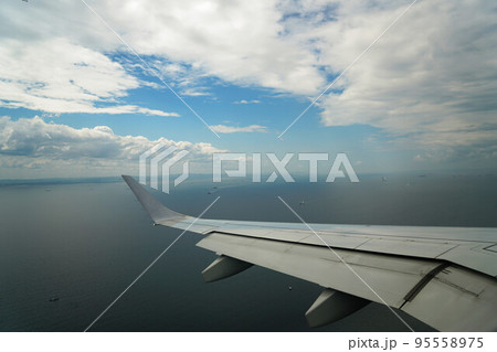 飛行機から見た綺麗な景色 飛行機から見た綺麗な景色 95558975