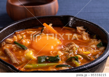 韓国料理 ユッケジャンクッパ 韓国料理 ユッケジャンクッパ 95559215