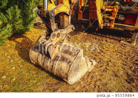 Heavy earthmoving equipment Heavy earthmoving equipment 95559864