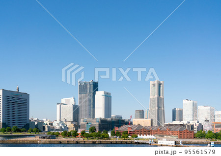 【神奈川県】晴天の横浜みなとみらい 95561579