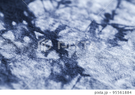 Blue white tie-dye pattern, abstract fabric texture 95561884