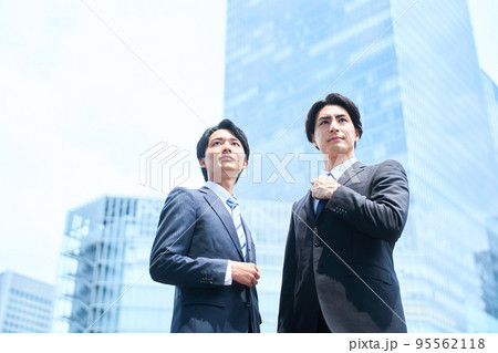 ビジネス　若い　 95562118