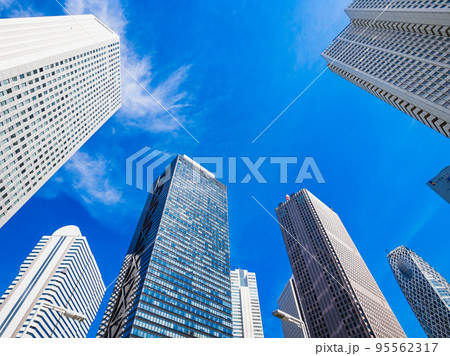 都市・ビジネス・高層ビルイメージ　新宿副都心 95562317