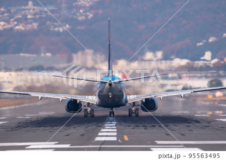《大阪府》航空機・大阪国際空港 《大阪府》航空機・大阪国際空港 95563495