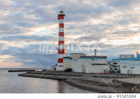 【北海道・稚内市】ノシャップ岬と稚内灯台 10月 【北海道・稚内市】ノシャップ岬と稚内灯台 10月 95565004