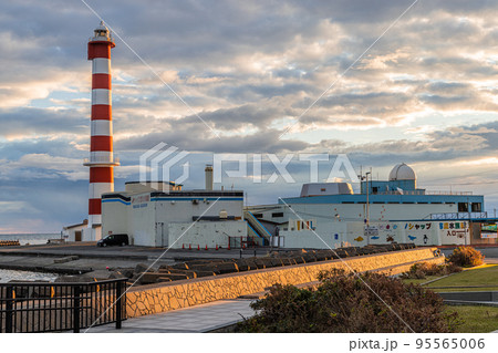 【北海道・稚内市】ノシャップ岬と稚内灯台 10月 【北海道・稚内市】ノシャップ岬と稚内灯台 10月 95565006