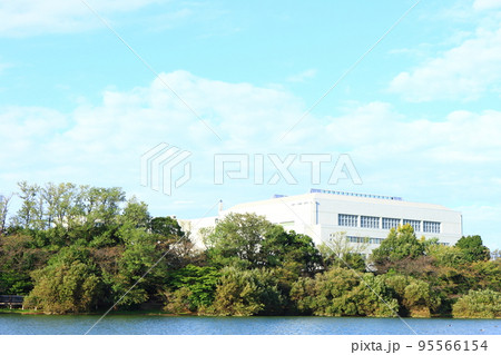 大府市、至学館大学の風景 95566154