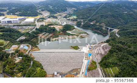 2022年10月　試験湛水中の安威川ダムの様子を空撮 95567566