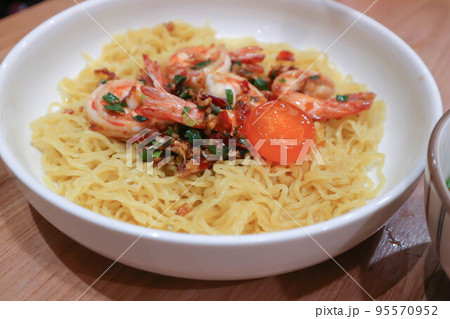 noodles or shrimp noodles , seafood noodles or noodles without soup 95570952