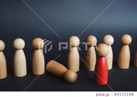 The strongest moral pressure of the leader undermines subordinates. Aggressive toxic workplace environment, tyranny. Stress, nervous breakdown. The strictest discipline. Weak link. Discrimination 95572198