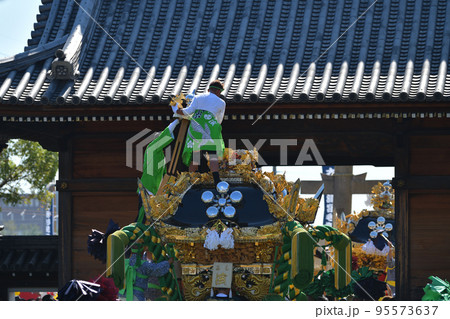 姫路・播州の秋祭り 大塩天満宮の屋台 姫路・播州の秋祭り 大塩天満宮の屋台 95573637