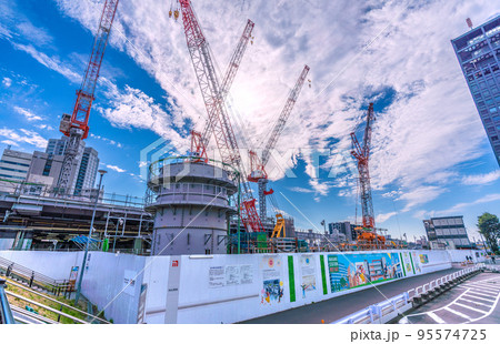 日本の東京都市景観　変貌する中野駅周辺。中野駅再開発＝10月23日 95574725