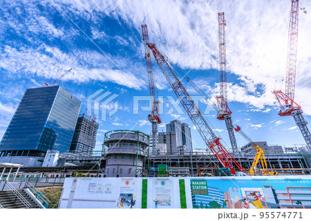 日本の東京都市景観　変貌する中野駅周辺。市街地再開発や中野駅再開発＝10月23日 95574771
