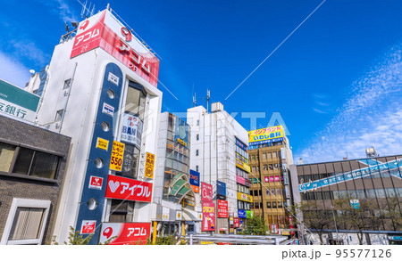 日本の東京都市景観 中野サンモール商店街などを望む＝10月23日 95577126