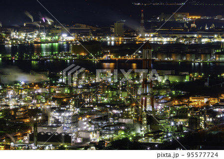 水島臨海工業地帯　夜景　岡山県倉敷市 95577724