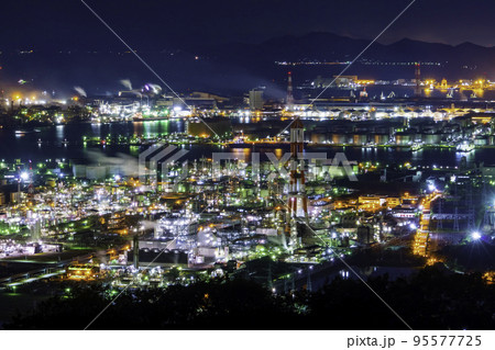 水島臨海工業地帯　夜景　岡山県倉敷市 95577725