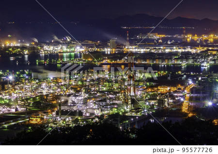水島臨海工業地帯　夜景　岡山県倉敷市 95577726