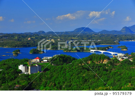 【熊本県】晴天の天草松島（天草パールライン） 95579379