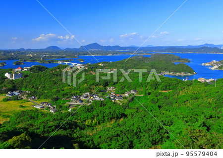 【熊本県】晴天の天草松島（天草パールライン） 95579404