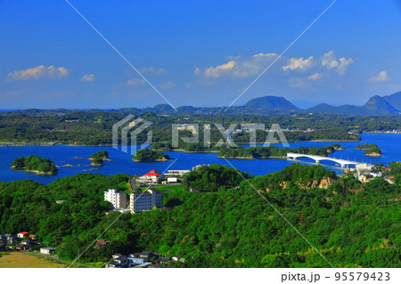 【熊本県】晴天の天草松島（天草パールライン） 95579423