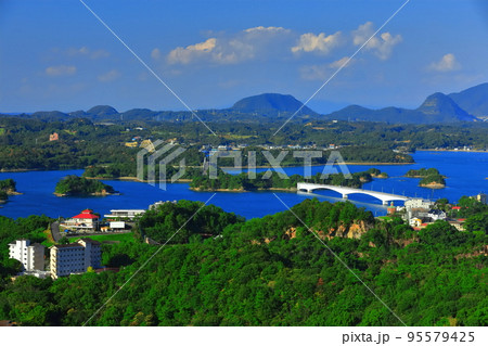 【熊本県】晴天の天草松島(天草パールライン) 【熊本県】晴天の天草松島(天草パールライン) 95579425
