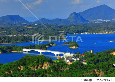 【熊本県】晴天の天草松島（天草パールライン） 95579431