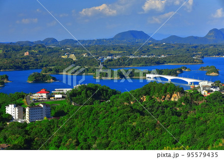 【熊本県】晴天の天草松島（天草パールライン） 95579435