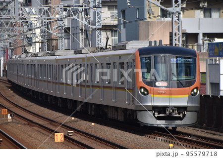 東京メトロ17000系電車(副都心線、有楽町線) 95579718