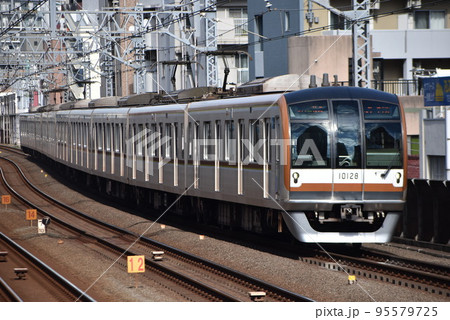 東京メトロ10000系電車(副都心線、有楽町線) 95579725