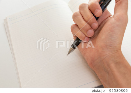 ノートとシャープペンシル ノートとシャープペンシル 95580306