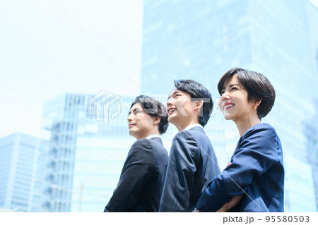 ビジネス　若い　 95580503