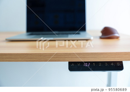 Ergonomic electric desk or Adjustable height table when working long time for Good posture to avoid Office syndrome, Back Pain, shoulder ache, scapular, fibromyalgia, Neck, piriformis Ergonomic electric desk or Adjustable height table when working long time for Good posture to avoid Office syndrome, Back Pain, shoulder ache, scapular, fibromyalgia, Neck, piriformis 95580689