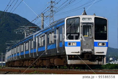 415系1500番台JR九州色 赤間－東郷の写真素材 [95586558] - PIXTA