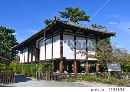 奈良県斑鳩町の世界遺産法隆寺 国宝綱封蔵 奈良県斑鳩町の世界遺産法隆寺 国宝綱封蔵 95588584