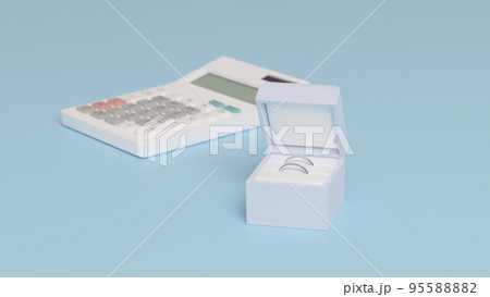 平面上に置かれた2つの結婚指輪を収めたケースと白い電卓の3Dレンダリングイラスト 平面上に置かれた2つの結婚指輪を収めたケースと白い電卓の3Dレンダリングイラスト 95588882