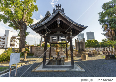 顕証寺　手水舎（大阪府八尾市久宝寺） 95588982