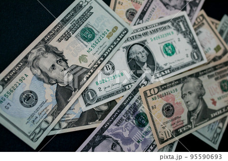 米ドル紙幣 95590693