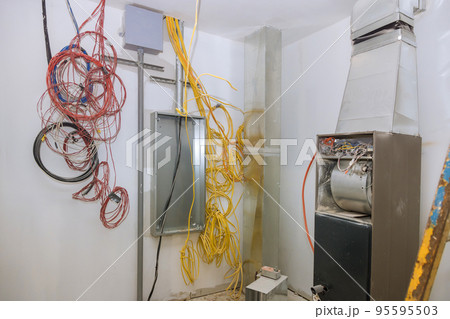 During construction of house under construction, an interior electric controls switches was connecting power supply box 95595503